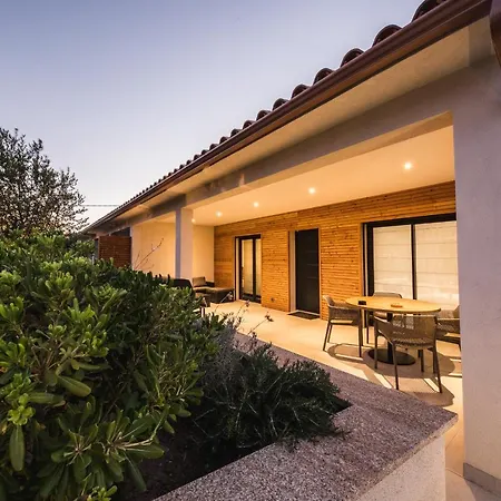 Holiday home Petra D'oro - Rondinara *