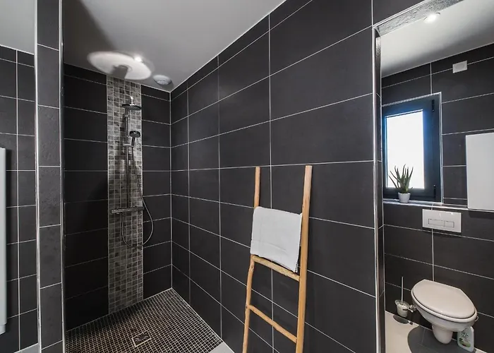 Holiday home Petra D'oro - Rondinara