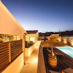 Petra D'oro - Rondinara Tatil Evi *