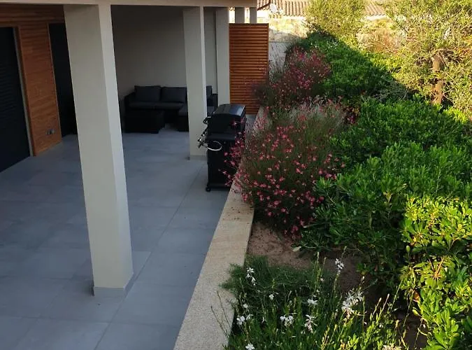 בית נופש Petra D'oro - Rondinara *